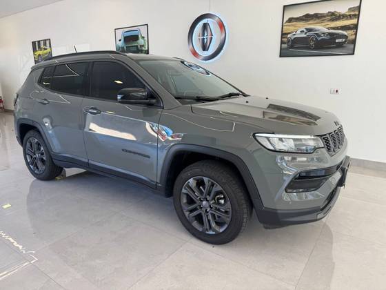 JEEP COMPASS 1.3 T270 TURBO FLEX LONGITUDE AT6 JEEP COMPASS 1.3 T270 TURBO FLEX LONGITUDE AT6